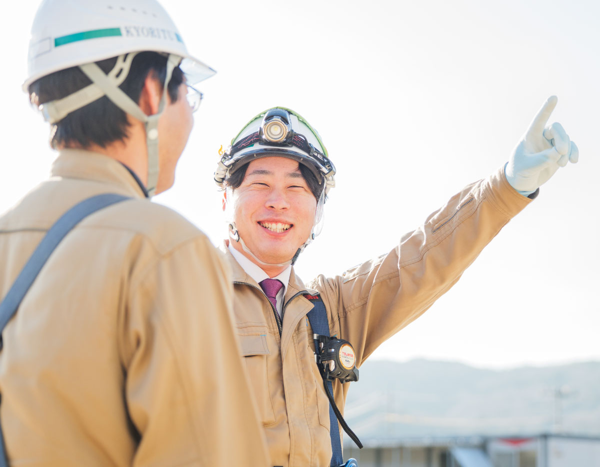 現場での打ち合わせ風景
